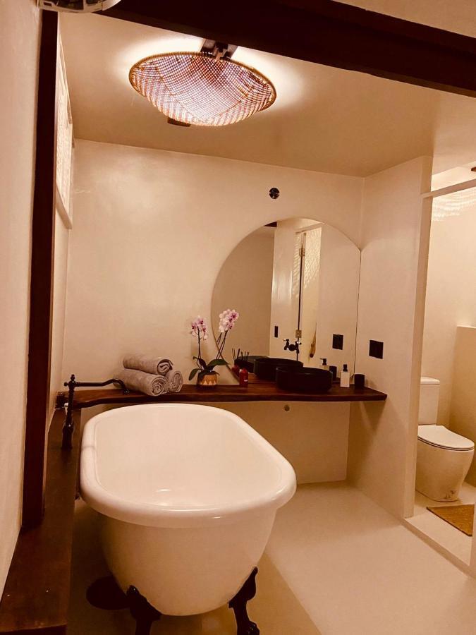 Outro Beach Hotel كومبوكو المظهر الخارجي الصورة